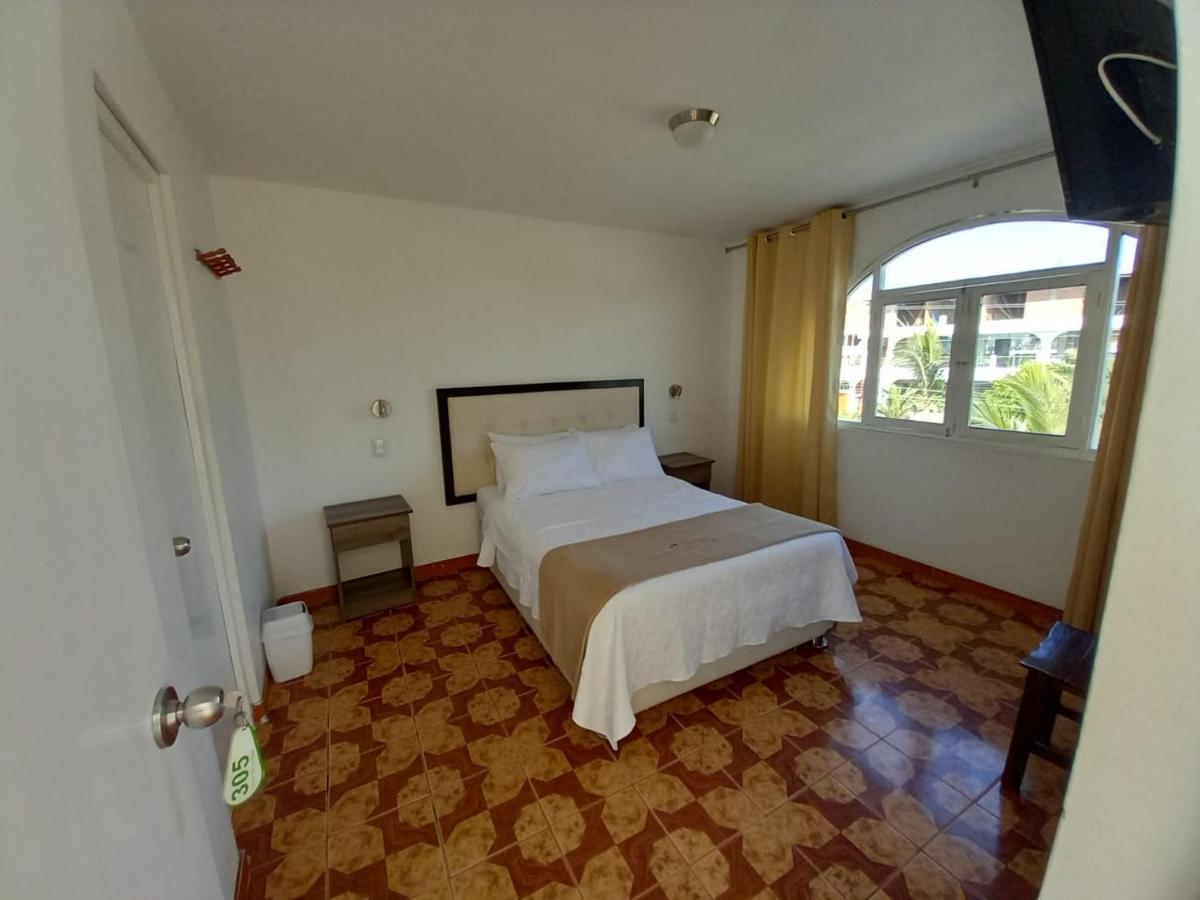 Hostal Los Frayles Paracas Extérieur photo